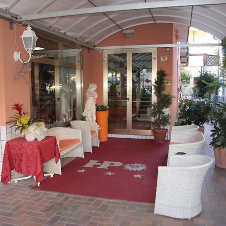 Hotel Peonia Rimini Exterior photo