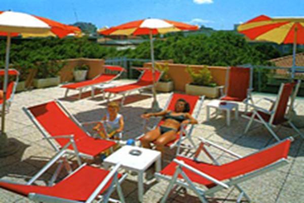 Hotel Peonia Rimini Exterior photo