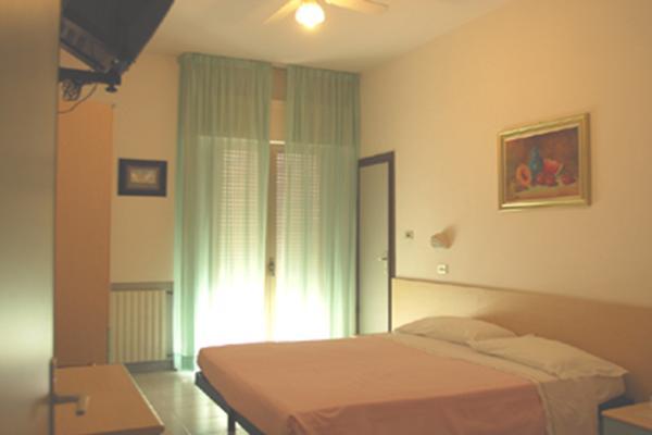 Hotel Peonia Rimini Exterior photo